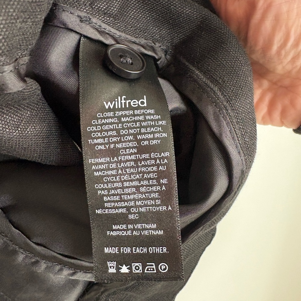Wilfred Fable Linen TENCEL Shorts Black Pleated Elastic Waist Size 8 - Picture 7 of 13